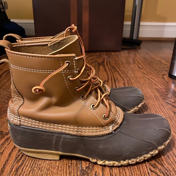 LL Bean Boot - Picture 1 of 3